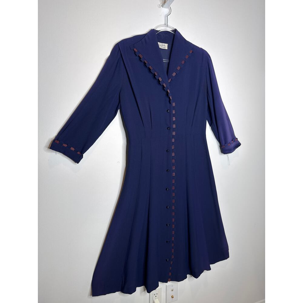 1950s Fair Lady Navy Crepe Button-Front Dress w/ Ribbon Trim medium - Picture 12 of 16